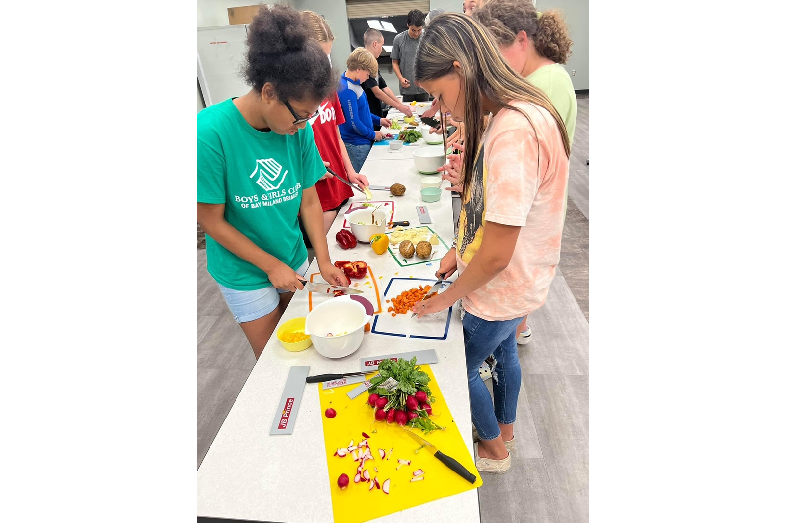 Teens participate in BMCC's Teen Battle Chef program.
