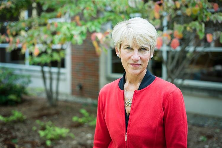 Alison Arnold.