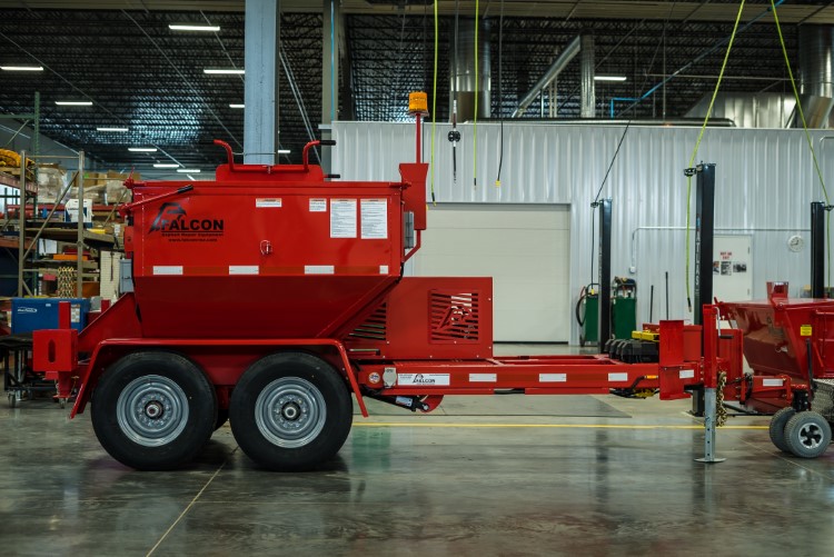 Michael Groulx's new asphalt hotbox system.