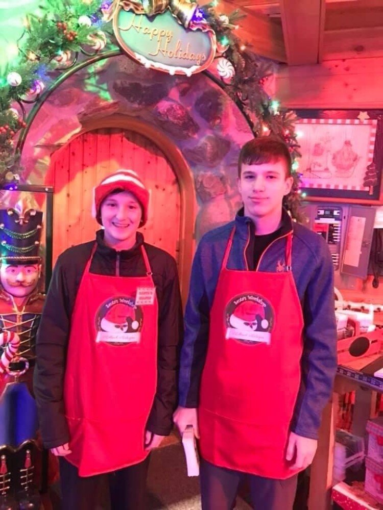 Konnor & Nolan Janeczko