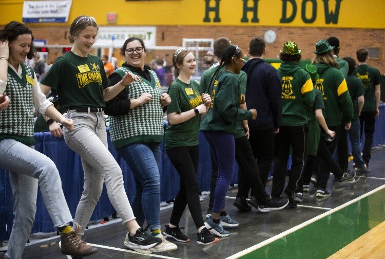 Dow students enjoy a dance break during the FIRST.