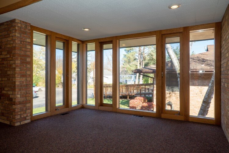 The 5,000 square feet building was previously occupied by Special Tree Rehabilitation System, a neurologic and spinal cord rehabilitation facility.