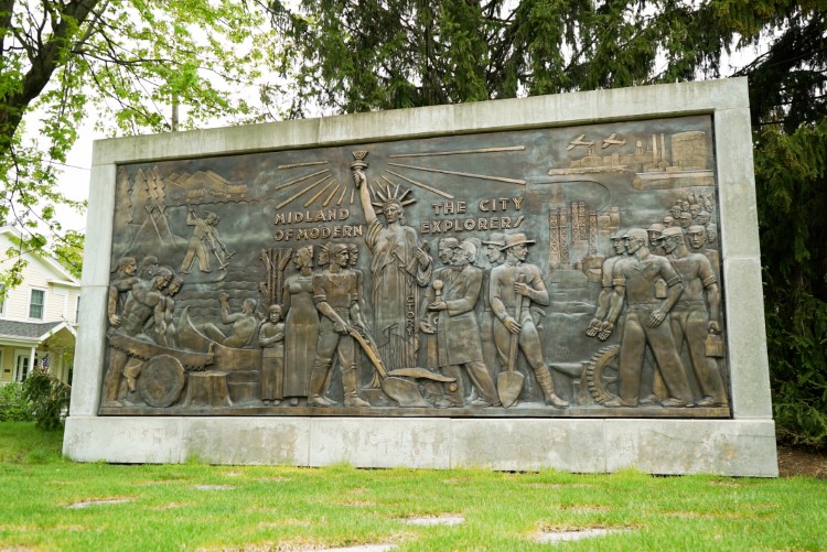 Over 1,100 people have completed Leadership Midland since 1986.