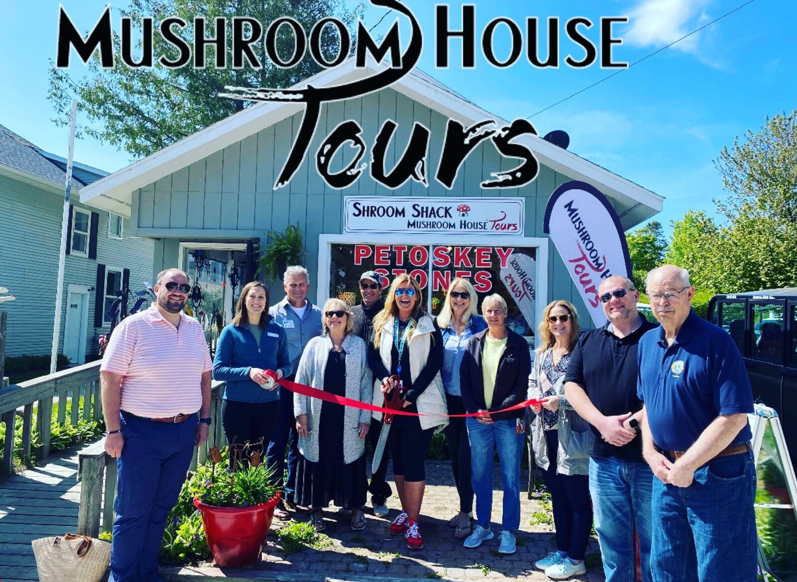 Mushroom House Tours won the “Excellence in Tourism” award from the Charlevoix Area Chamber of Commerce in 2021.