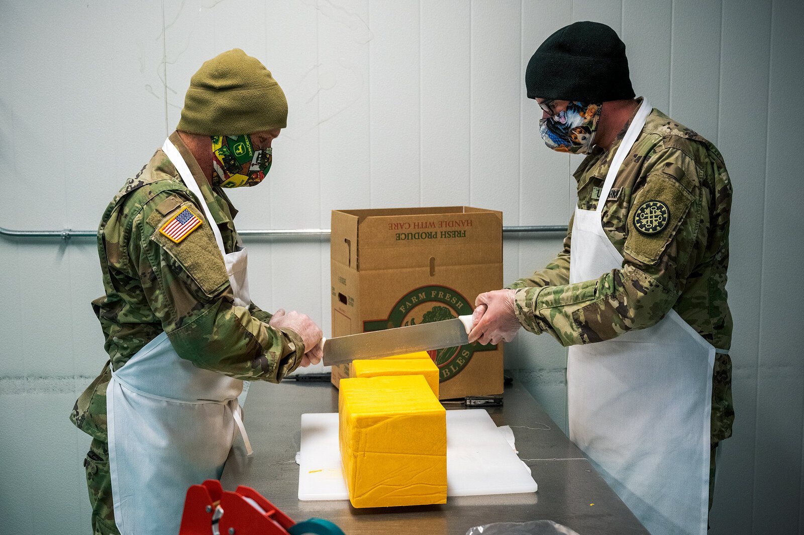 Michigan National Guard members volunteer at Food Gatherers.