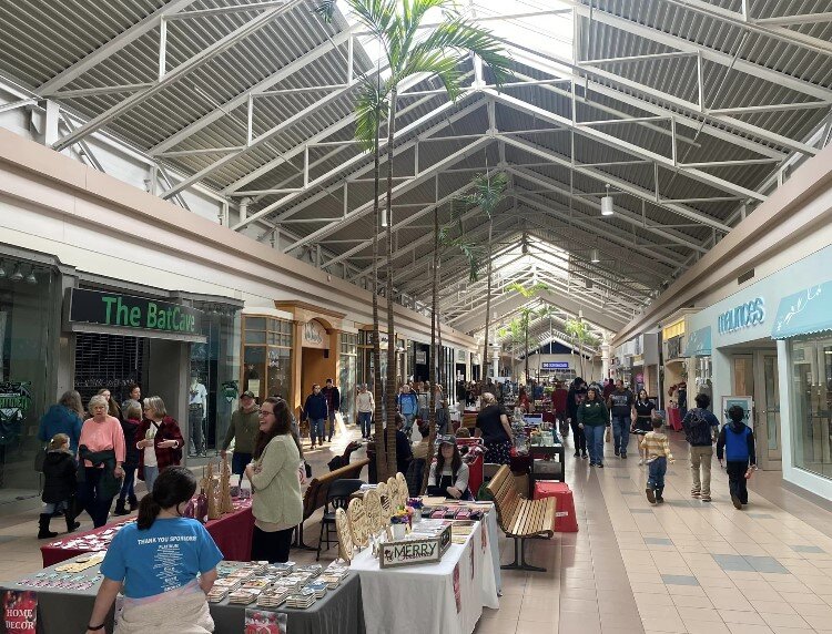 Weekend events draw traffic into the Midland Mall.