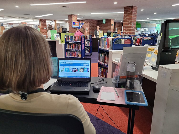 By participating in the summer reading program, readers can earn prizes: local business coupons for things like mini-golf and ice cream, prize bundles including a scooter, ice cream machine, a reading tent and more.