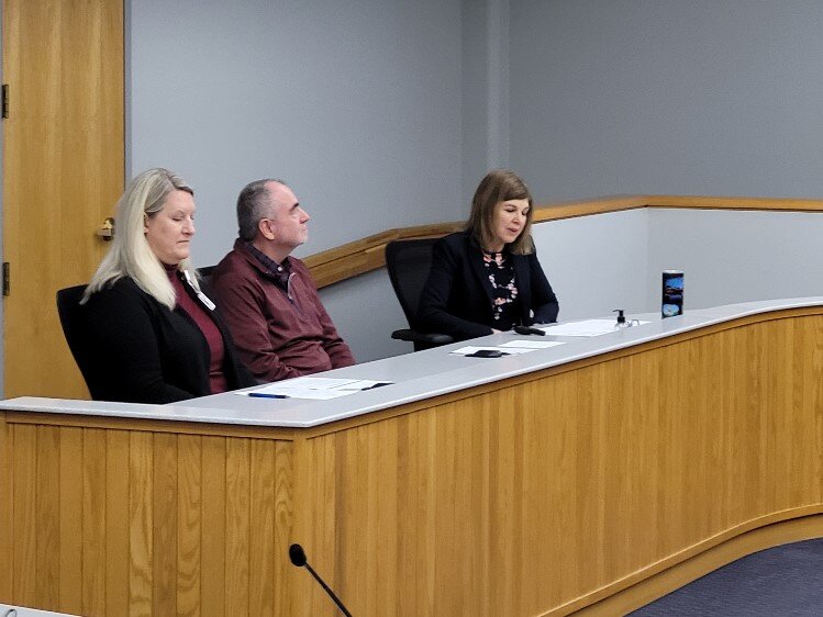 Dr. Kathy Dollard (L), Charlie Schwedler (C), and Sharon Mortensen (R) at CHIP presentation.