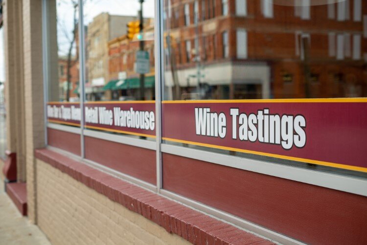 Greg Kimbrue, who owns VNOs, says he had hoped restaurants wouldn't have to close to indoor dining again.