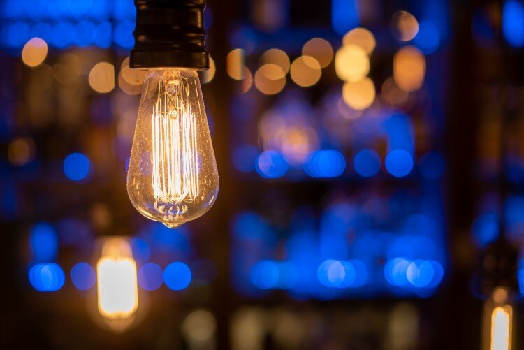 Local restaurants are encouraging customers to order take-out meals during the pause in indoor dining.