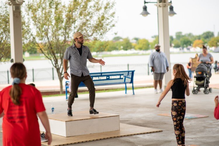 The energetic performance kept the crowd engaged during each of the lessons.