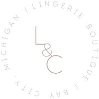 As a successful boudoir photographer, Lex Sherman has unique insight into what makes women feel and look beautiful.