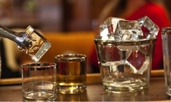 Pete Hardy designed a machine to make pure, perfectly crystal clear ice. Today, his ice is used in craft cocktails all over Michigan.