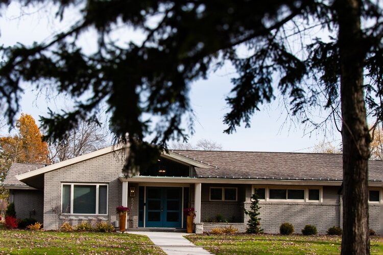 During Bay City's heyday, wealthy lumber barons built ornate homes throughout the community. A concentration of the homes is located on and near Center Avenue. This 526 Green Ave. home is one of those on the 2023 CANA Holiday Parlour Tour.