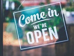 The Bay City Antiques Center was once home to one of the city's finest and busiest hotels.