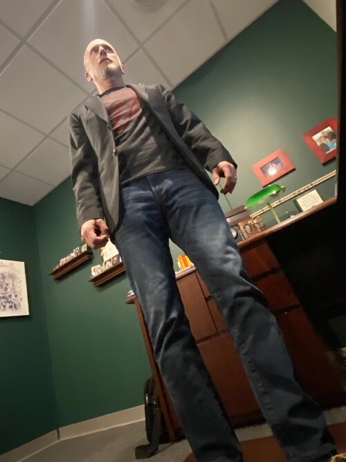 Jeff Yantz spends his days helping people build wealth. By night, he's a local musician performing at area bars, restaurants, and events.