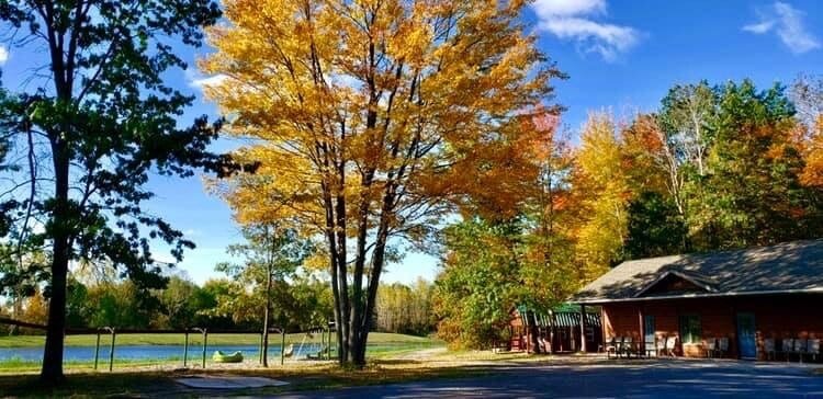 Camp Fish Tales operates week-long summer camps. Throughout the year, the camp is open for special events such as weddings, graduation parties, or corporate events. 