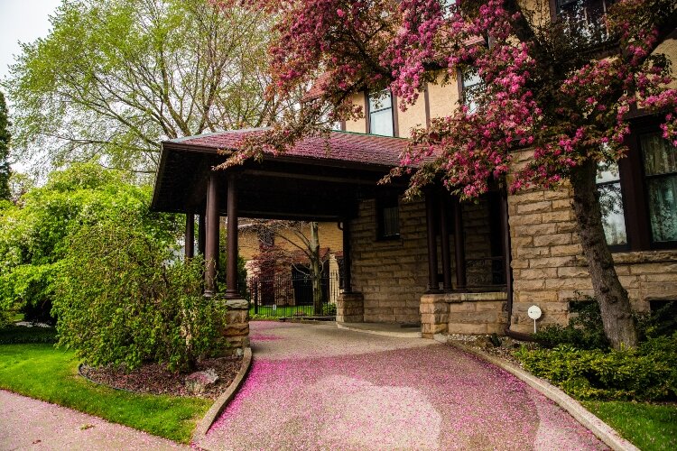 The design, by William H. Miller of Ithaca, N.Y., the man behind some of Cornell University’s buildings. Building it cost $18,500, or $534,698.79 in 2021 dollars.