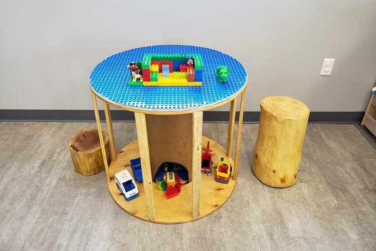 Encompass uses an errorless therapy approach. Each task is broken down into its simplest part. For example, the first step to stacking blocks would be to look at the block. 