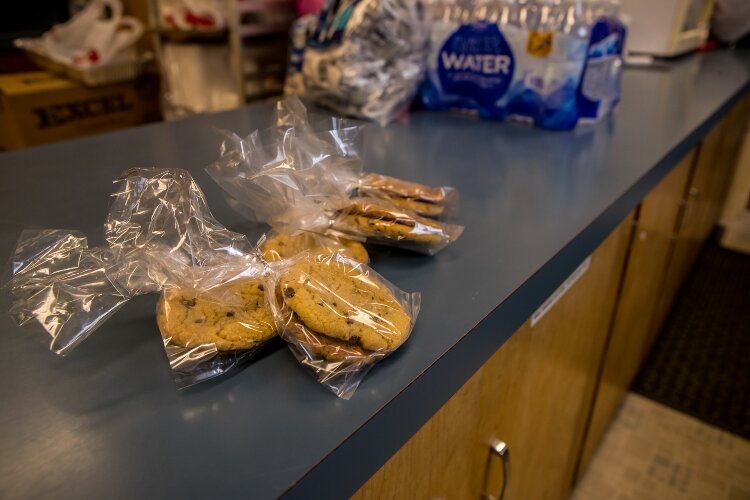 The meals often include a dessert.