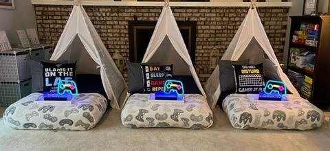 Popular themes include gamers, mermaids, and Disney.