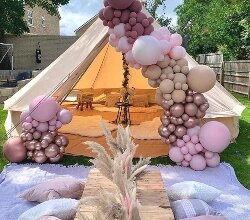 The owners of two Bay City businesses combined forces to create a company that provides an upscale slumber party experience for girls, boys, and even adults.