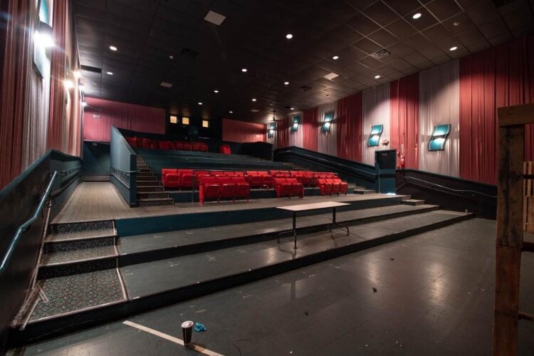The 19,000-square-foot theater included five screens and a mezzanine.