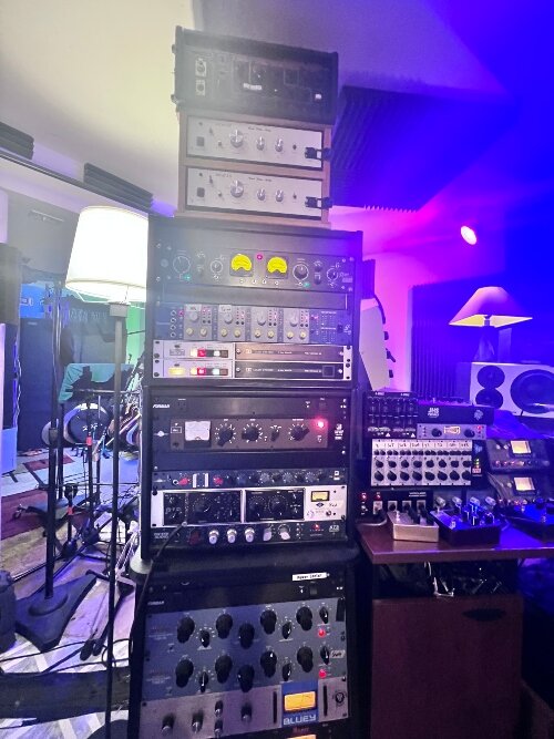 Reed spends his time searching for tools of the trade as he goes after the holy grail of pieces of gear that initially inspired him.