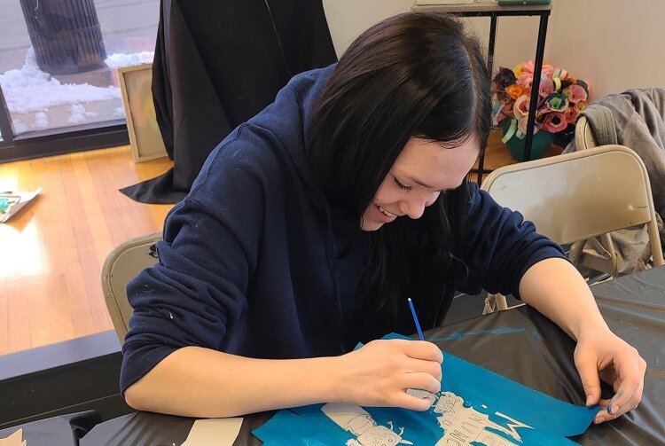 Art classes help students develop creative problem-solving skills, improve focus, and build confidence in their abilities.
