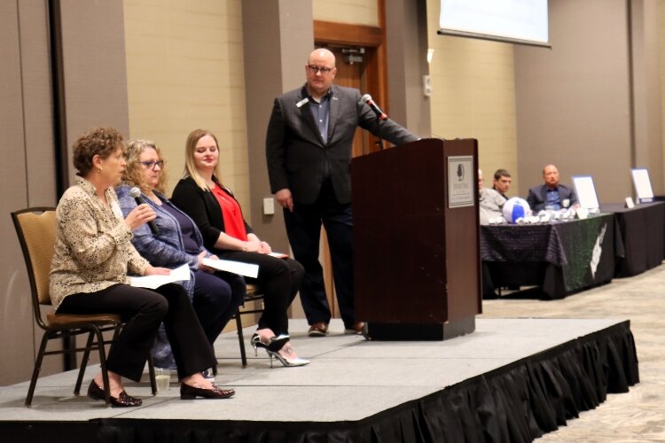 Jim Reaume, from Bay Future, moderated a panel discussing what procurement specialists are looking for from new vendors.