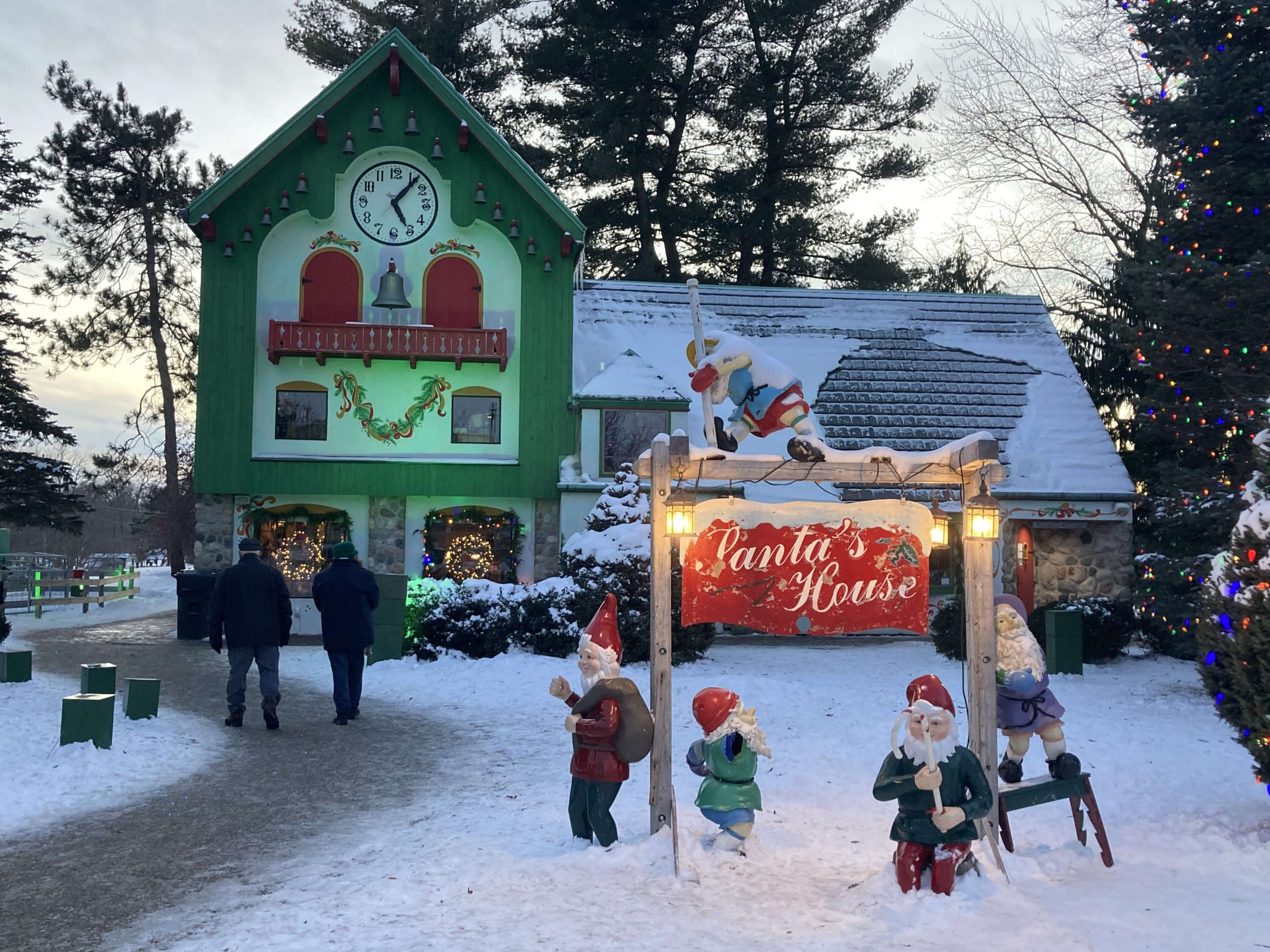 Midland Santa House