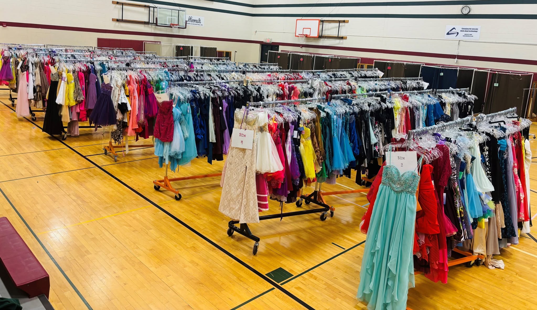 Dream Dress Express returns with free formalwear for homecoming season